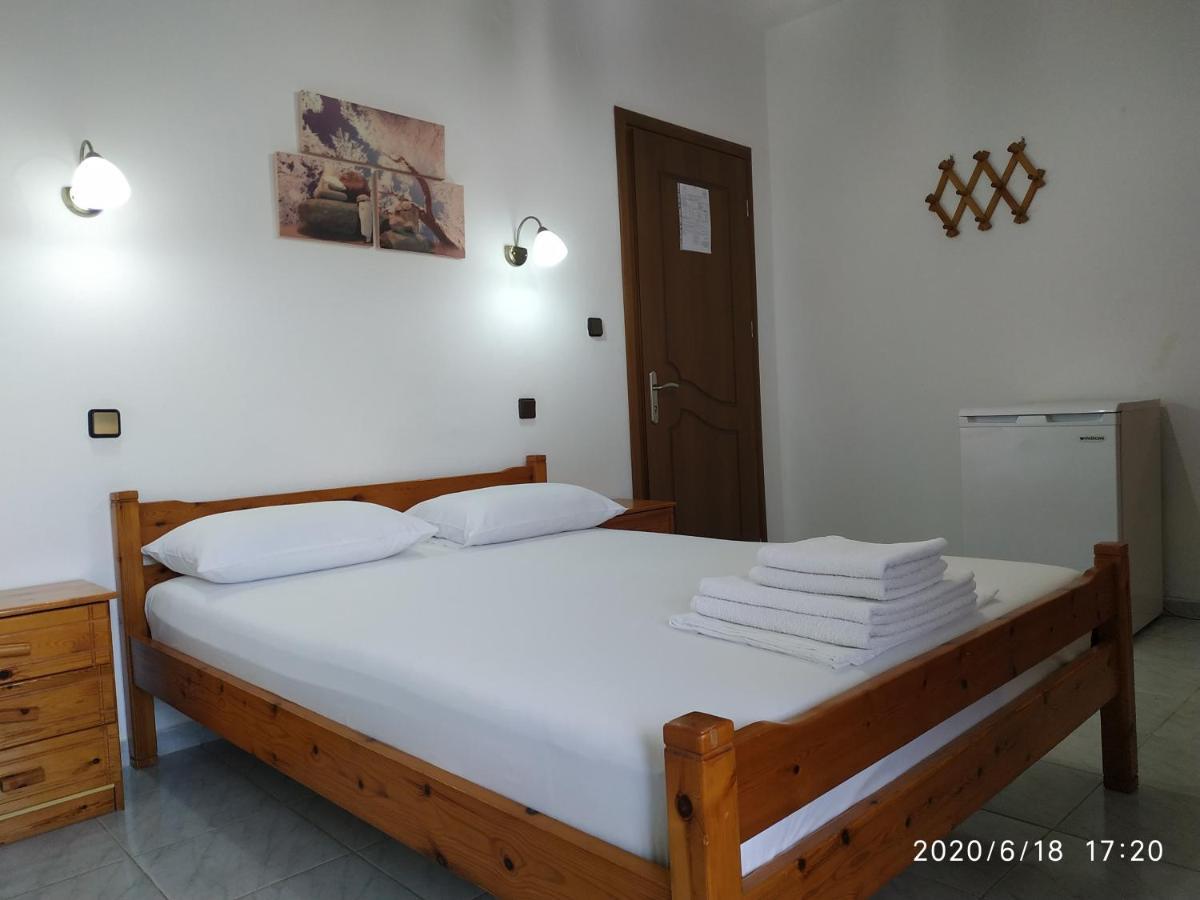 Akamatis Giorgos Otel Therma  Dış mekan fotoğraf