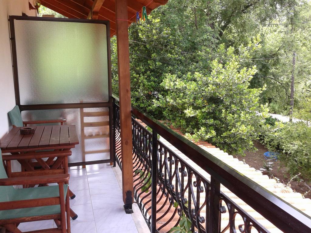 Akamatis Giorgos Otel Therma  Dış mekan fotoğraf