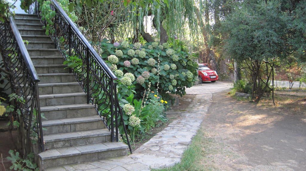 Akamatis Giorgos Otel Therma  Dış mekan fotoğraf